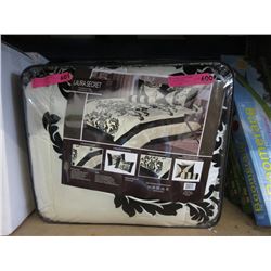 New Queen Size 7 Piece Comforter Set