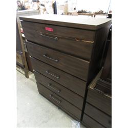 New 5 Drawer Dresser