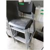 Image 1 : 4 Stacking Stools