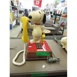 Vintage Snoopy Push Button Telephone