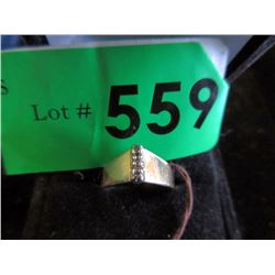 10 KT Gold and 3 Diamond Ring