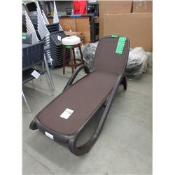 New Adjustable Nardi Alfa Lounger - Brown