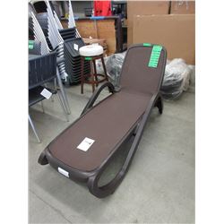 New Adjustable Nardi Alfa Lounger - Brown