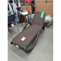 New Adjustable Nardi Alfa Lounger - Brown