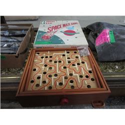 1960 Drueke Wood Space Maze Game
