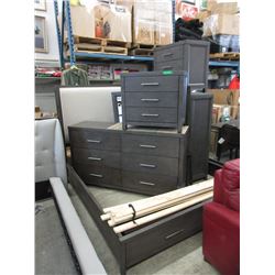 New 5-Piece King Size Bedroom Suite