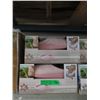 Image 1 : 3 New Pairs of Pink Memory Foam Slippers - Size L