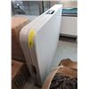 Image 1 : Folding Table