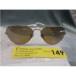 New Ray Ban Aviator Sunglasses with Brown  Lenses