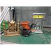 Image 1 : 8" Brass Taj Mahal Model, Mantle Clock & More