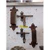 Image 1 : 2 Metal Door Pulls & Two 6" Latches