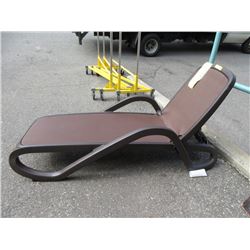 New Nardi Alfa Adjustable Sun Lounger