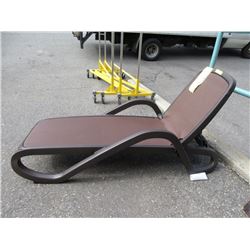 New Nardi Alfa Adjustable Sun Lounger