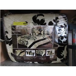 New Queen Size 7 Piece Comforter Set