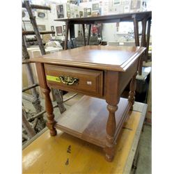 Maple End Table with Drawer