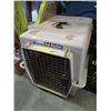 Image 1 : Large Pet Crate - 20" x 24" x 19"