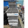 Image 1 : 14 Stacking Bins