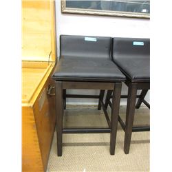 New Home Elegance 25" Counter Height Chair