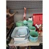 Image 1 : Table Mats, Kitchen Utensils & More