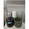 Image 1 : Ice Bucket & 4 Vases