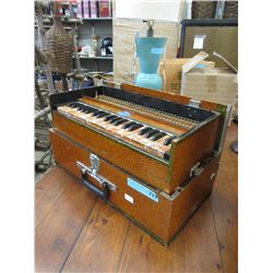 Vintage Portable Harmonium