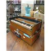 Image 1 : Vintage Portable Harmonium