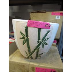 New 3 Piece Set of Ceramic Plant Pots