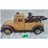 Image 1 : WOODEN TOW TRUCK