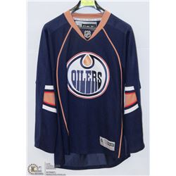 REEBOK  OFFICIALLY LICENSED OILERS JERSEY SIZE L
