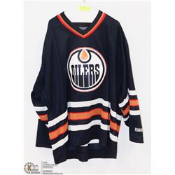 REEBOK  OFFICIALLY LICENSED OILERS JERSEY SIZE L