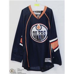 CCM OFFICIALLY LICENSED OILERS JERSEY SIZE XXL
