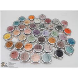 LOT OF 40 ASSORTED SCENTSY WAX MELTS