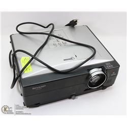 SHARP DIGITAL PROJECTOR MODEL XG-C435X