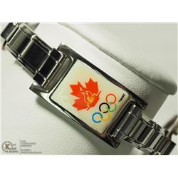 22) HIGH FASHION ACCESSORY PENDANT