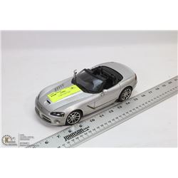 1:18 SCALE DIE CAST CAR