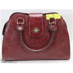 J.FRANCIS HARD SHELL PURSE, SNAKE SKIN STYLE