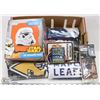 Image 1 : FLAT OF STAR WARS AND SPORTS COLLECTIBLES