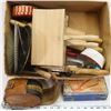 Image 1 : 1)BOX OF VINTAGE ITEMS INCL. CLIPPER, WOOL CARDERS