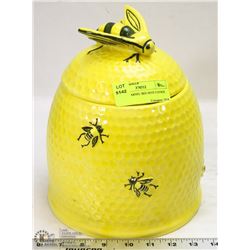 VINTAGE ARNEL BEE HIVE COOKIE JAR