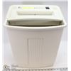 Image 1 : FELLOWES POWER SHREDDER PS55