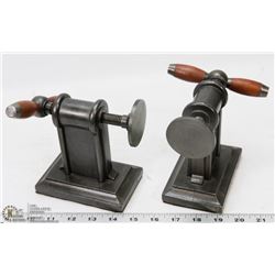 TOOL STYLE BOOK ENDS