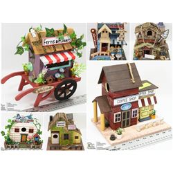 FEATURED ITEMS: THEMED BIRDHOUSES!
