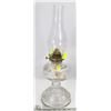 Image 1 : VINTAGE OIL LAMP (AS IS)
