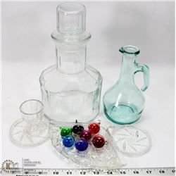 FLAT OF VINTAGE GLASSES