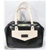 Image 1 : MARY KAY HANDBAG