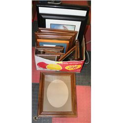 ASSORTMENT OF PICTURES & PICTURE FRAMES