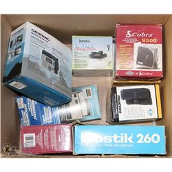 BOX OF HOUSEHOLD ELECTRONICS INCL. SPEAKERS,