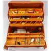 Image 1 : OLD PAL TACKLE BOX WITH CONTENTS INCL FISHHOOKS,