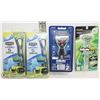 Image 1 : LOT OF 4 ASSORTED RAZORS WITH REFILLS