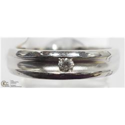 27) 10KT WHITE GOLD DIAMOND RING